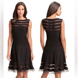 Tadashi Shoji Dress Size XS Black Fit Flare Stretch Sleeveless Cocktail Wedding